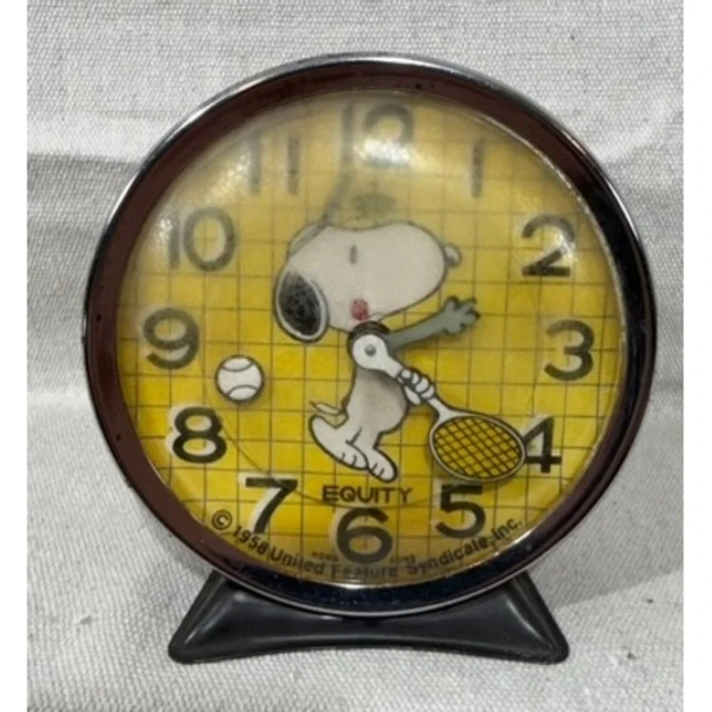 Vintage Equity Snoopy Tennis Alarm Clock Peanuts 1958 United Feature Syndicate